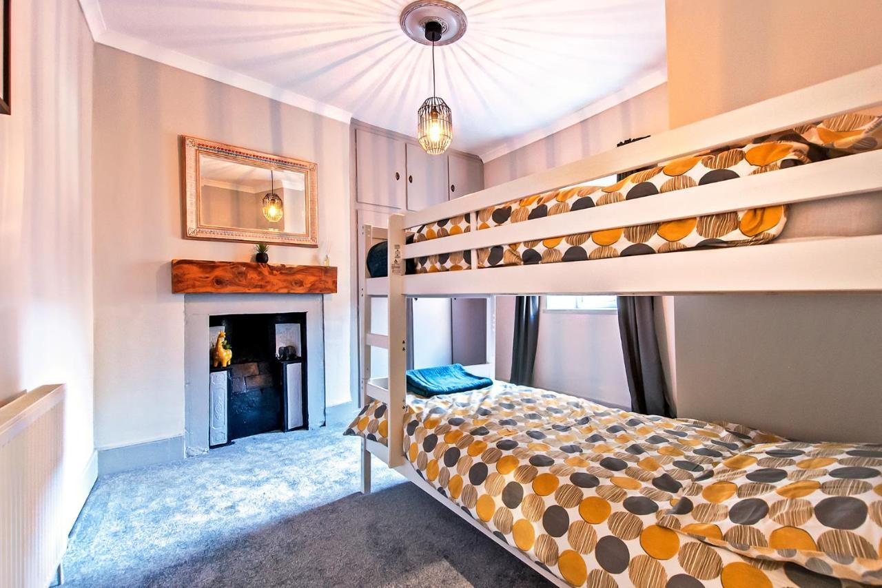 Postmasters Apartment Алнуик Екстериор снимка